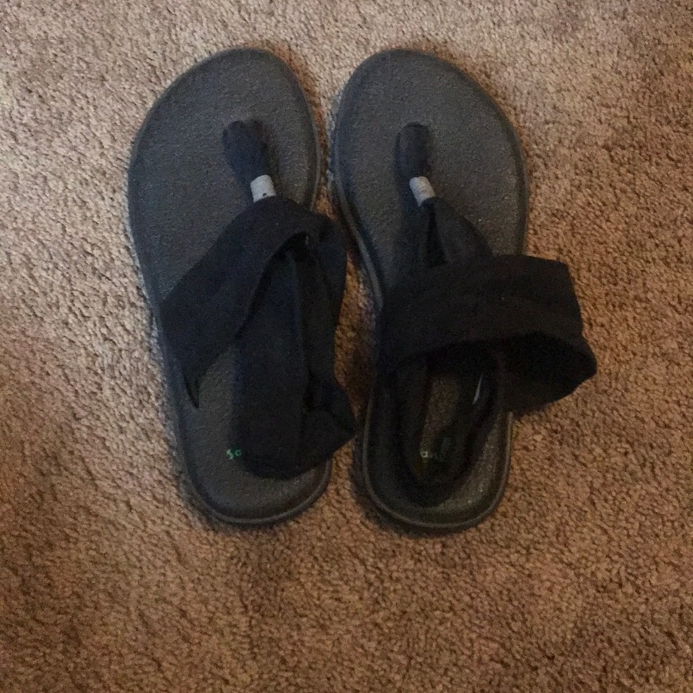 Sanuk Yoga sting shoes